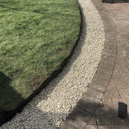 Curved Lawn Edging