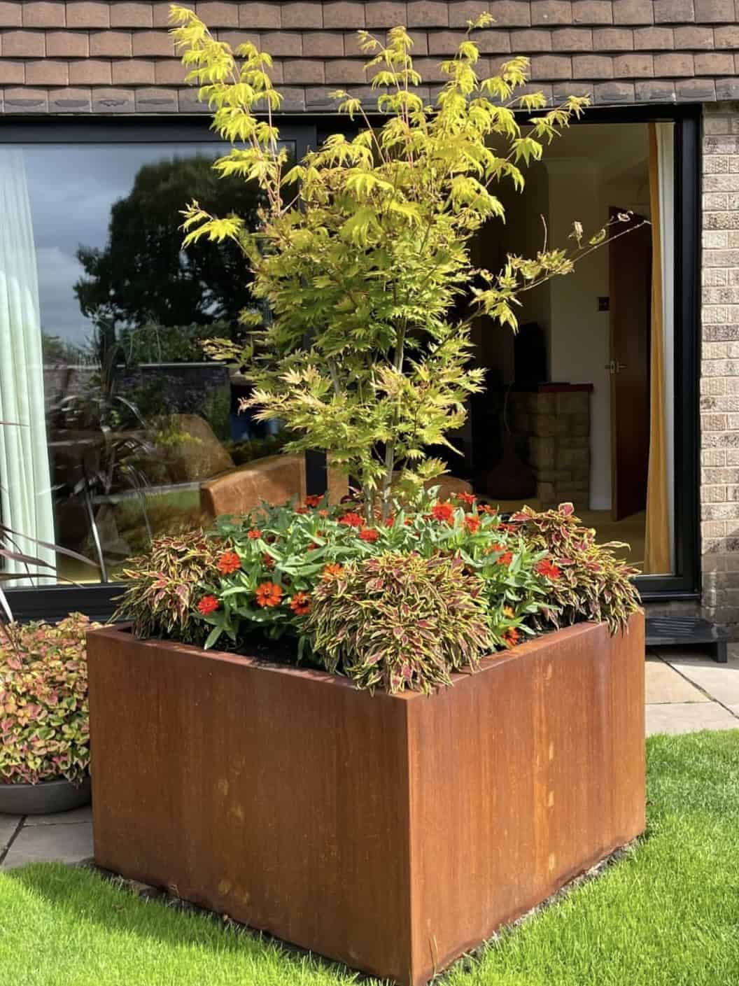 Arden Cube Planter - Image 4