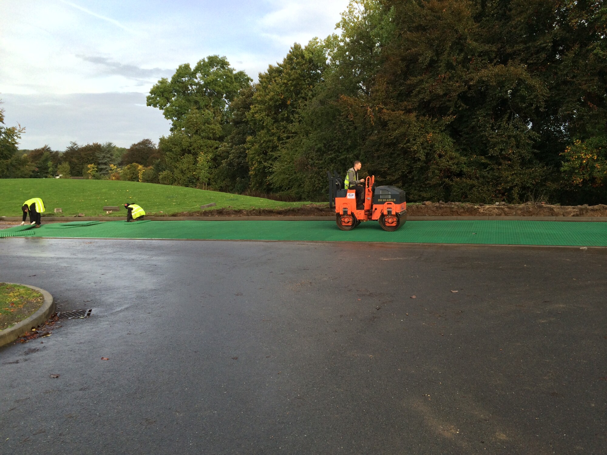 ADDITIONAL PARKING INSTALLATION USING CORE GRASS 40-60 GRID