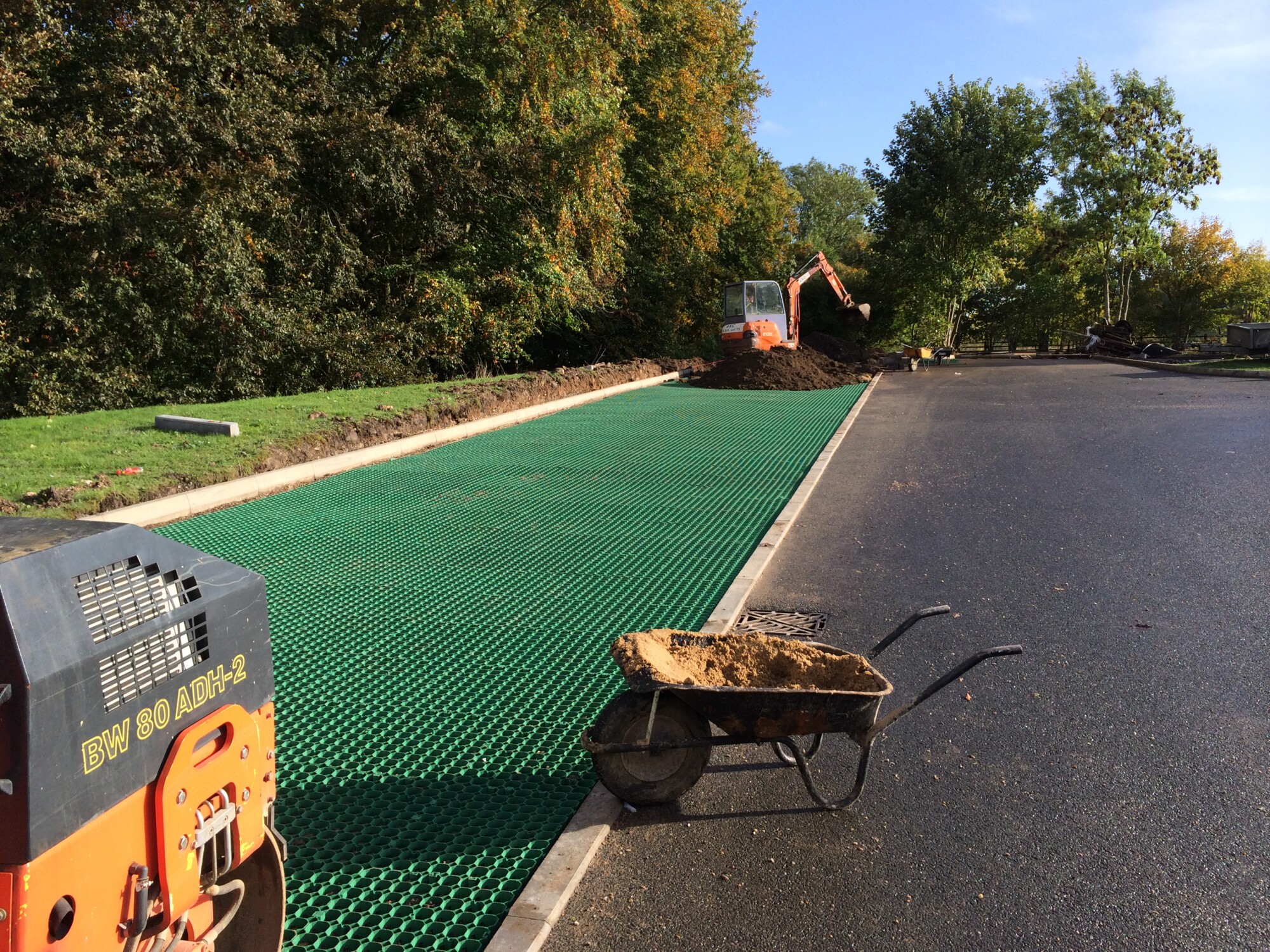 ADDITIONAL PARKING INSTALLATION USING CORE GRASS 40-60 GRID